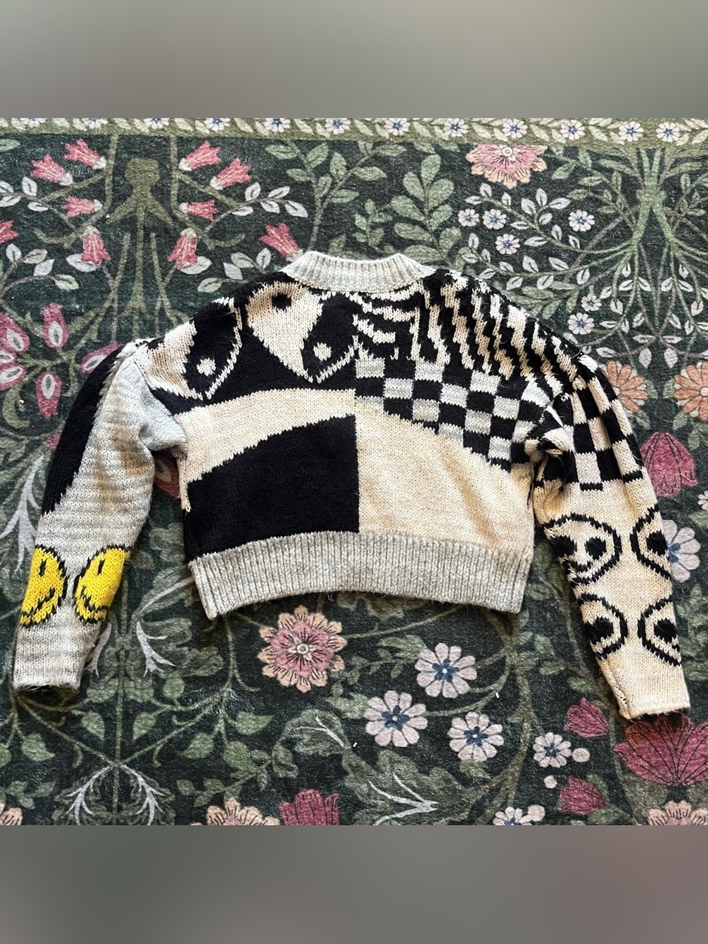 Urban Outfitters Black, Cream & Yellow Patterned Cropped Crewneck Sweater - Picture 2 of 4